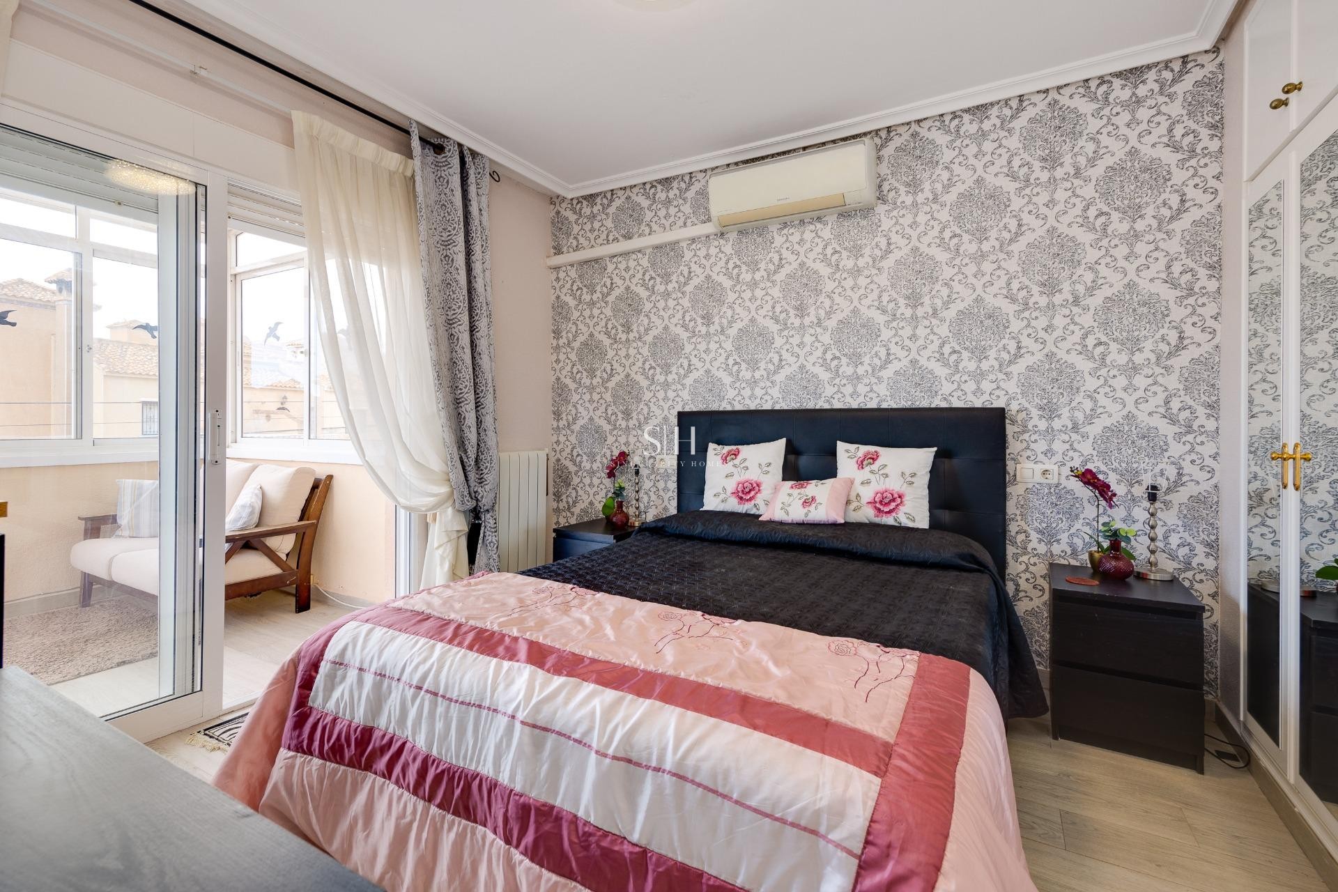 Återförsäljning - Villa - Orihuela Costa - Villamartín-las Filipinas