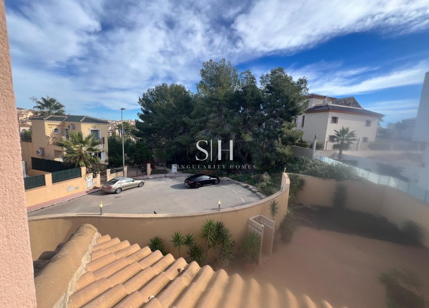 Återförsäljning - Villa - Orihuela Costa - Villamartín-las Filipinas