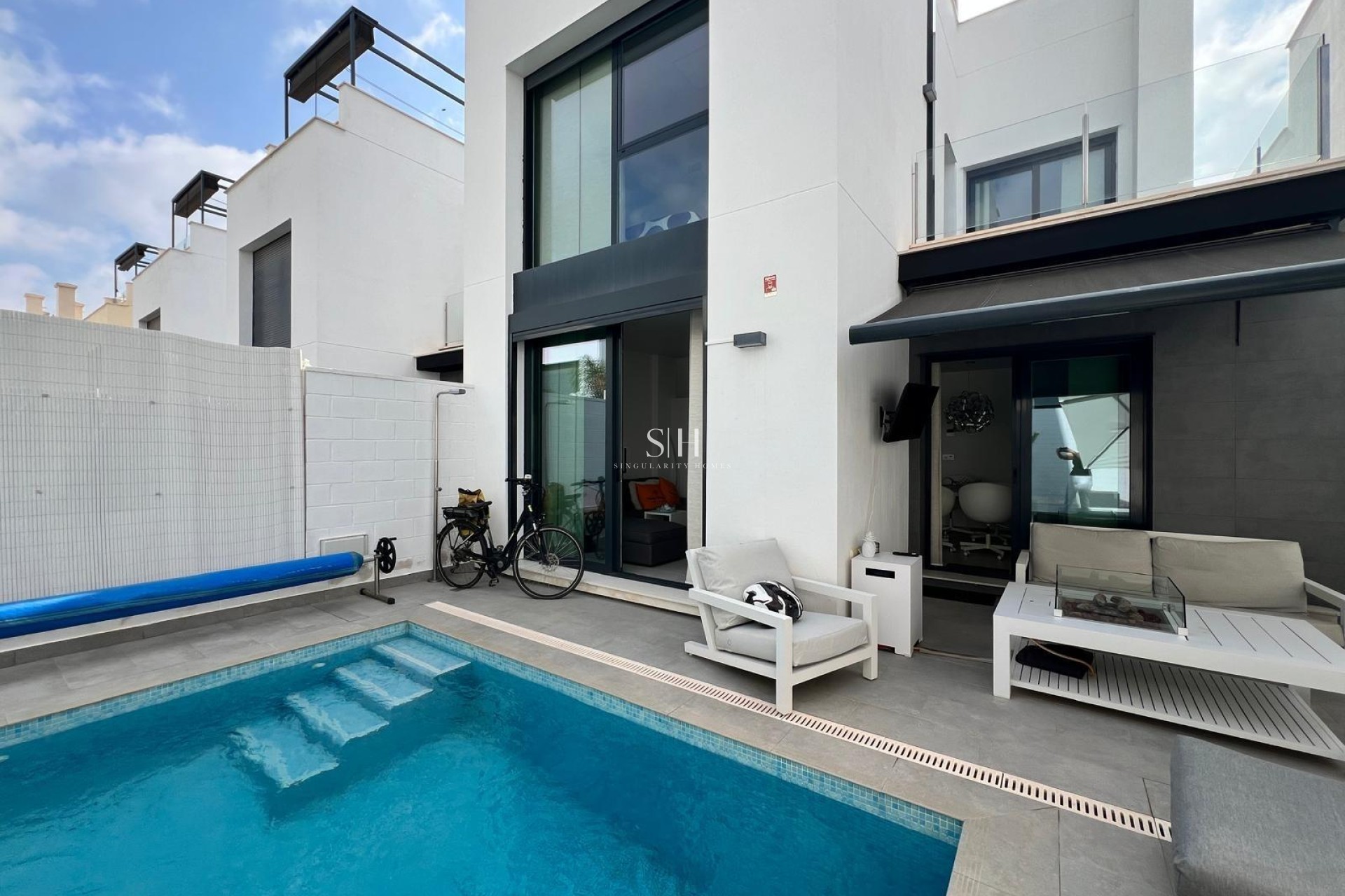 Återförsäljning - Villa - Orihuela Costa - Villamartín-las Filipinas