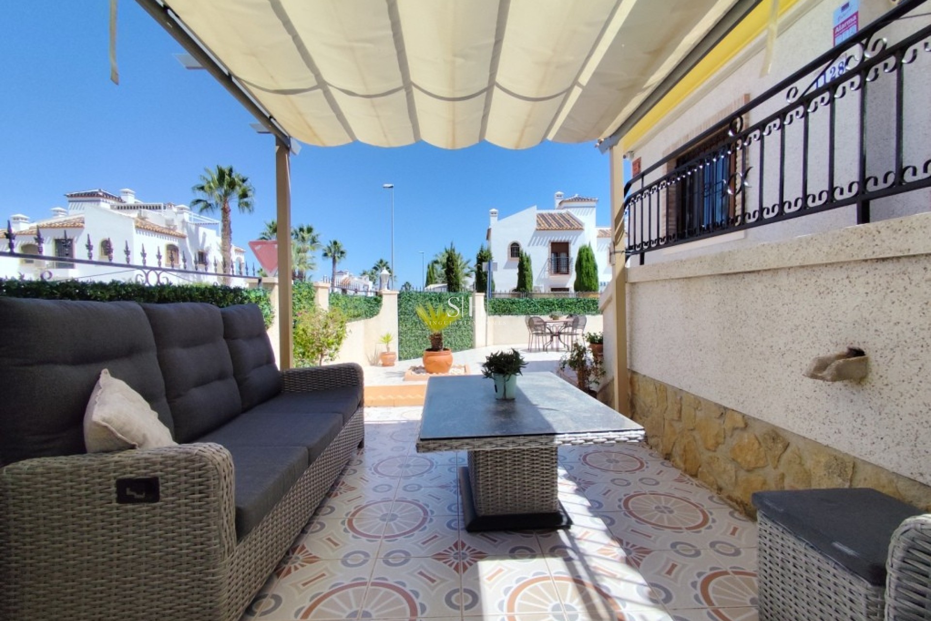 Återförsäljning - Villa - Orihuela Costa - Villamartin