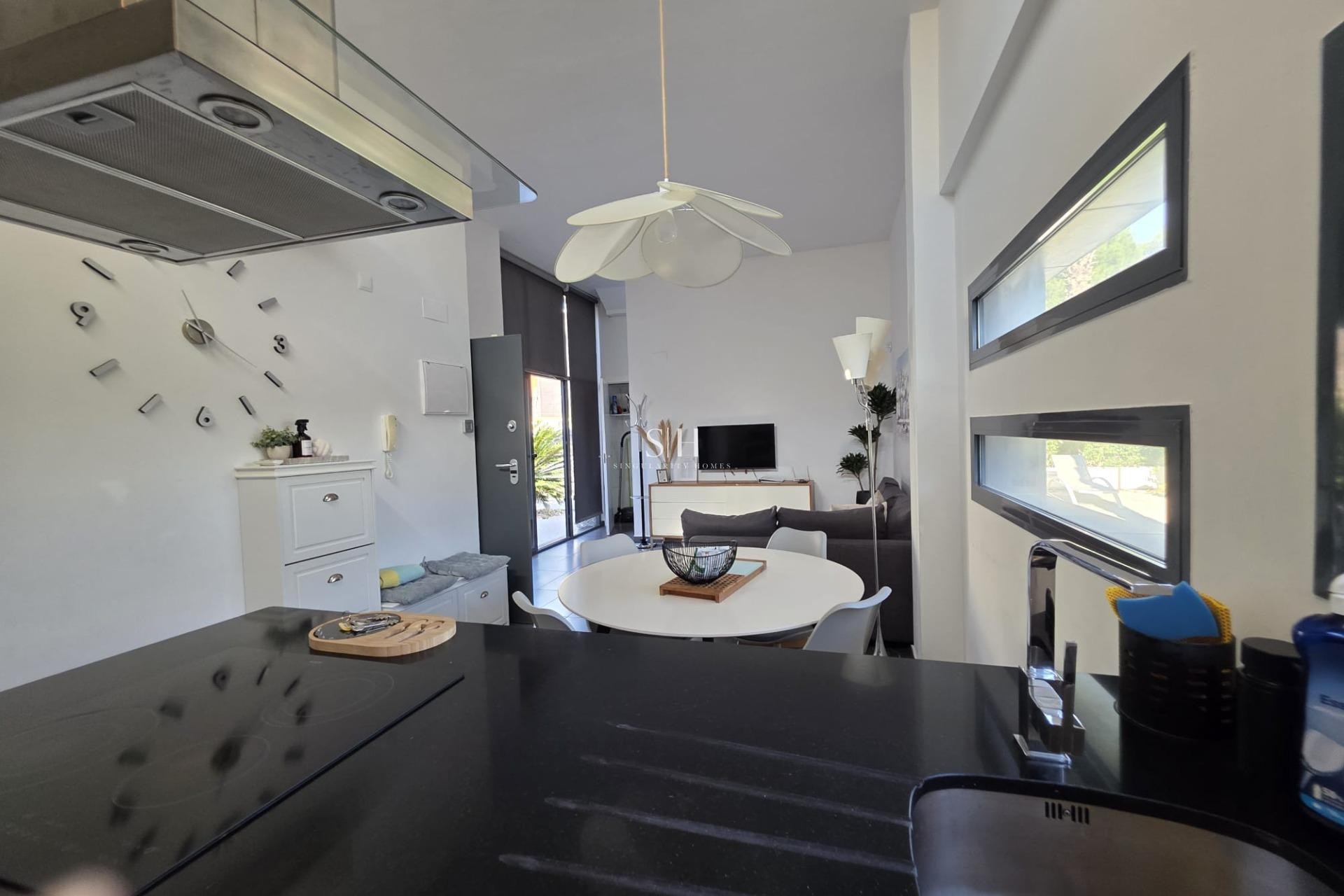 Återförsäljning - Villa - Orihuela Costa - Villamartín