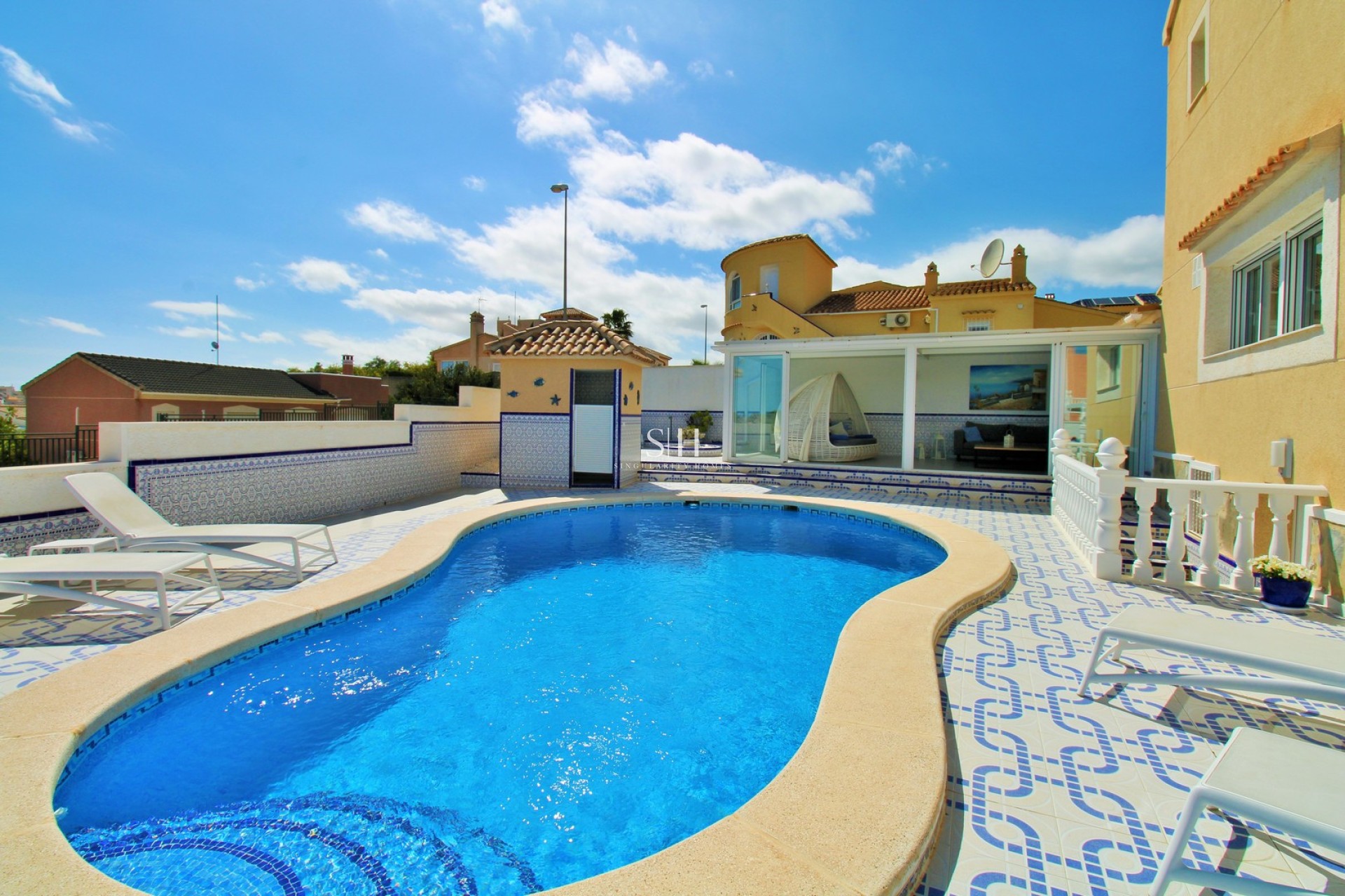 Återförsäljning - Villa - Orihuela Costa - Villamartin