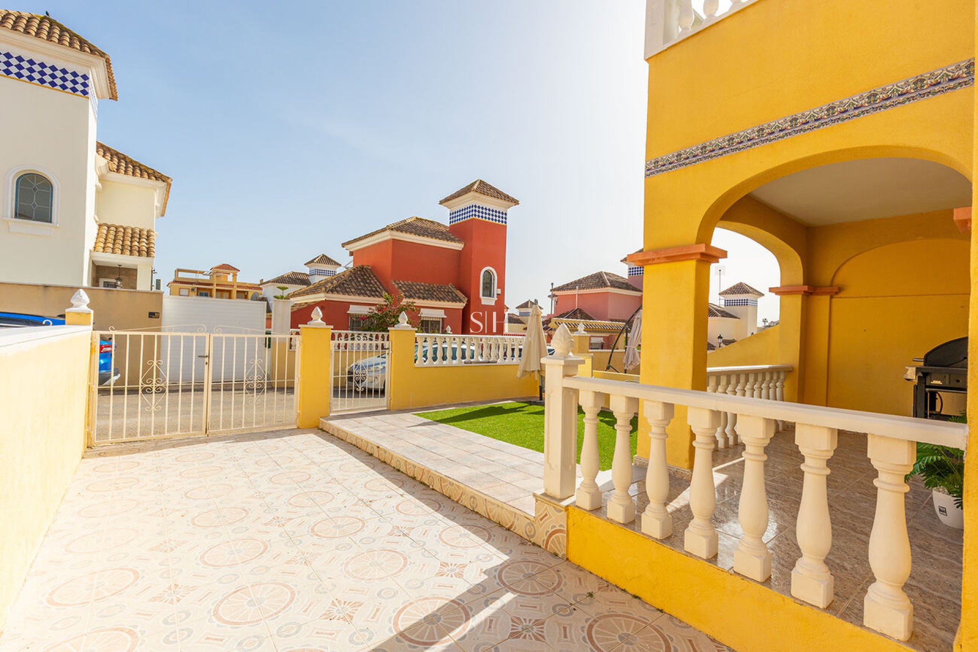 Återförsäljning - Villa - Orihuela Costa - Villamartín