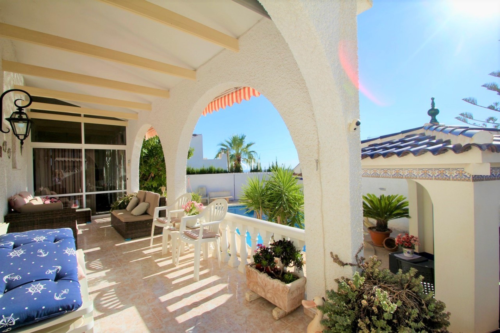 Återförsäljning - Villa - Orihuela Costa - Villamartín