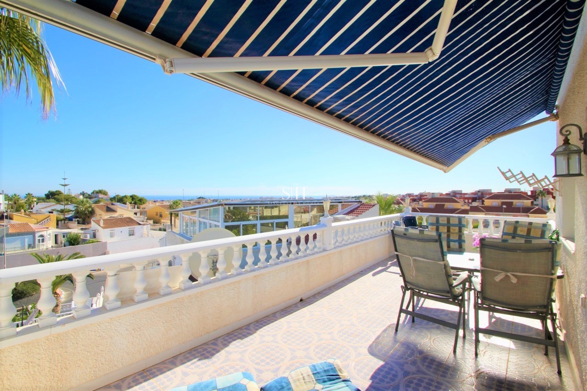 Återförsäljning - Villa - Orihuela Costa - Villamartín