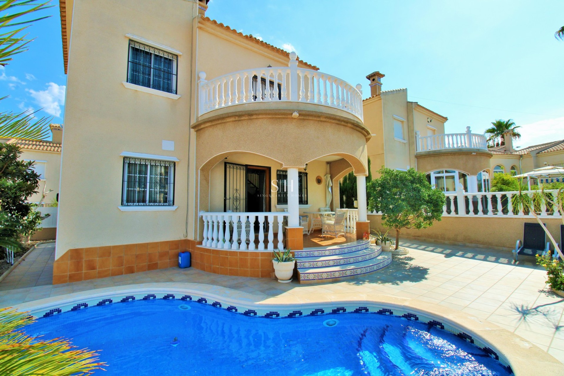 Återförsäljning - Villa - Orihuela Costa - Villamartin
