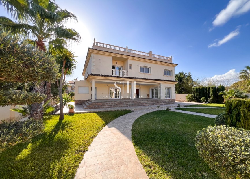 Återförsäljning - Villa - Orihuela Costa