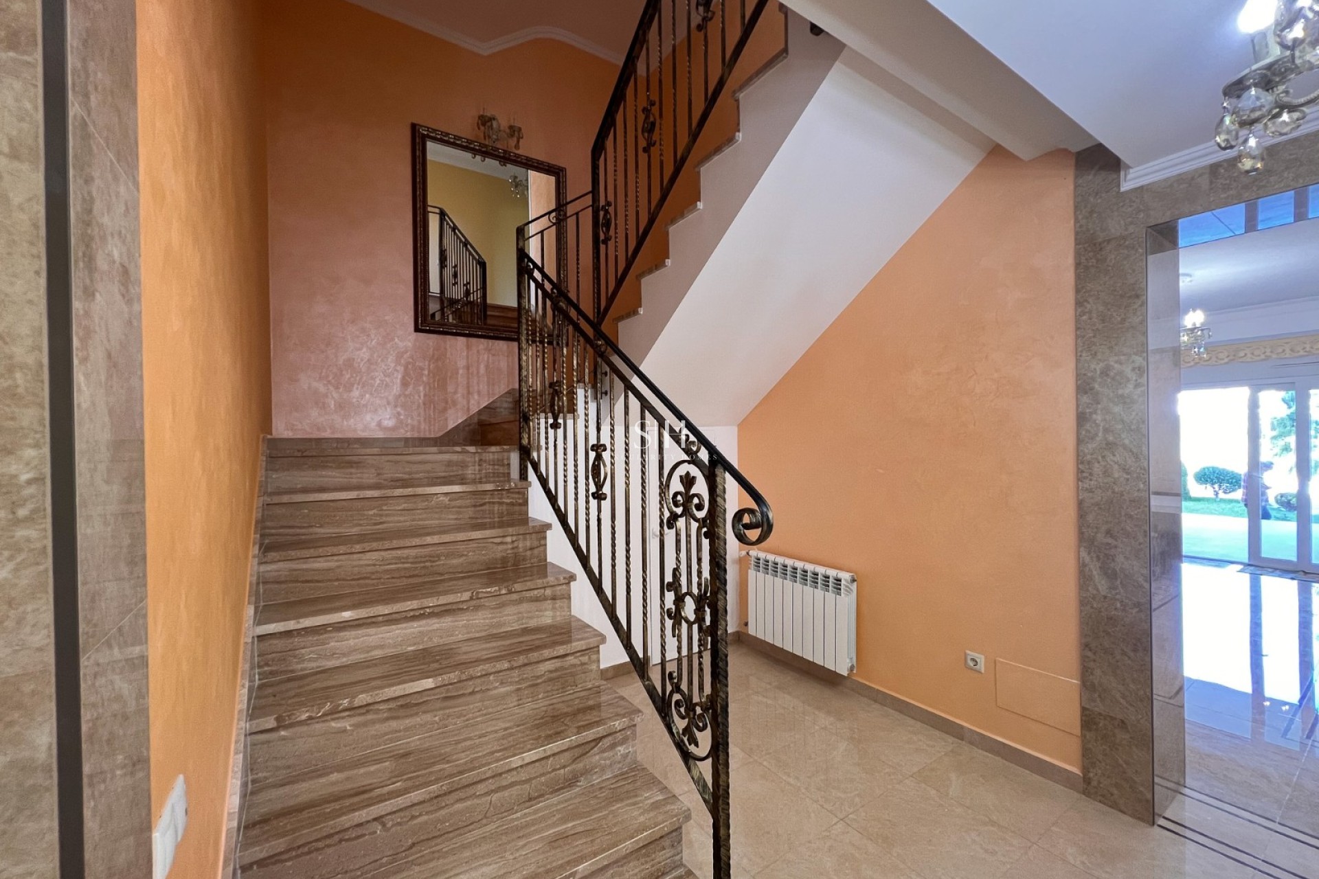 Återförsäljning - Villa - Orihuela Costa