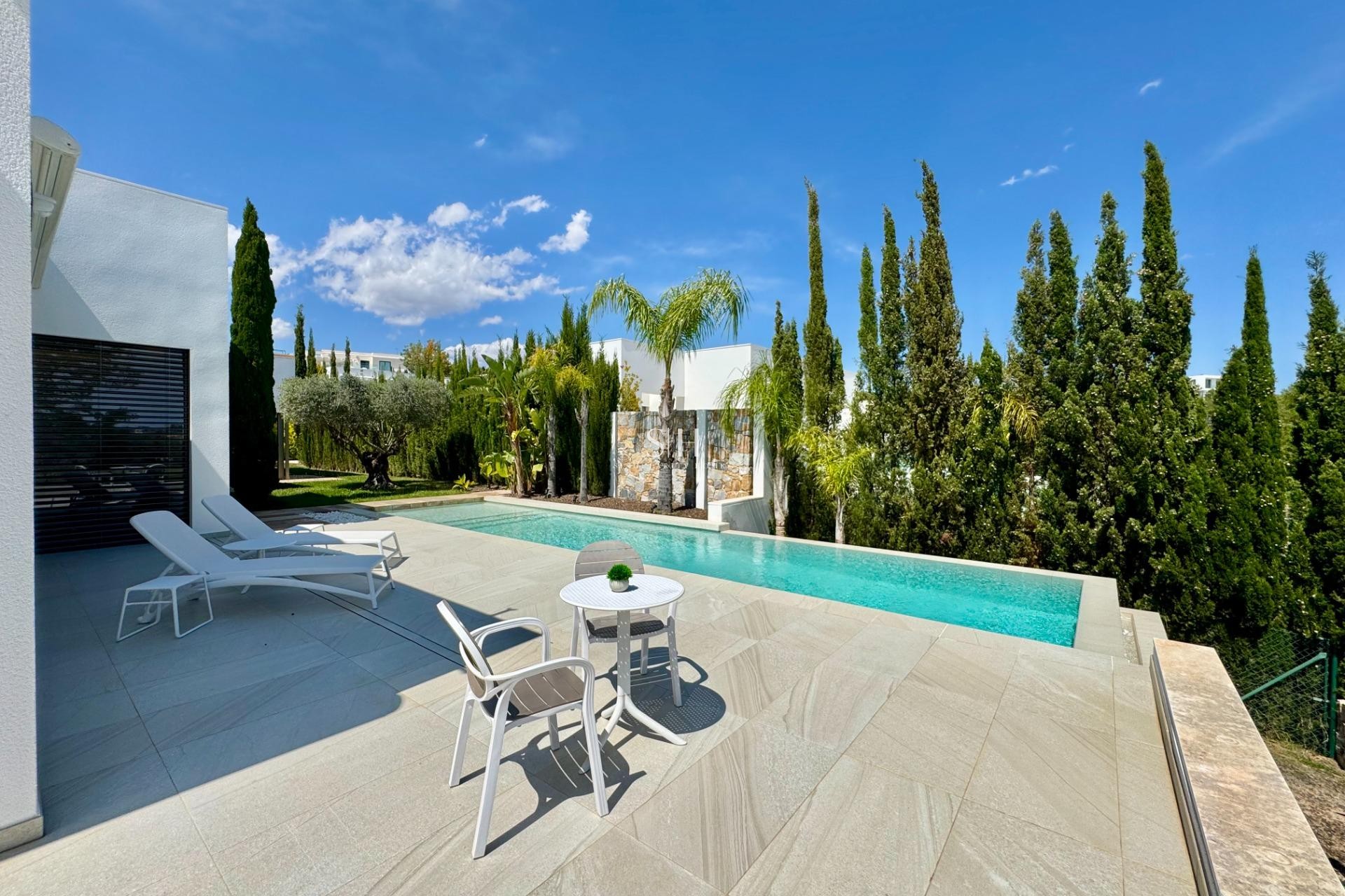 Återförsäljning - Villa - Orihuela - Las Colinas Golf