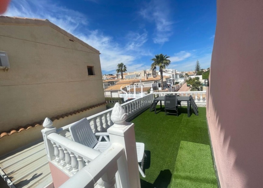 Återförsäljning - Villa - Playa Flamenca - Costa Blanca