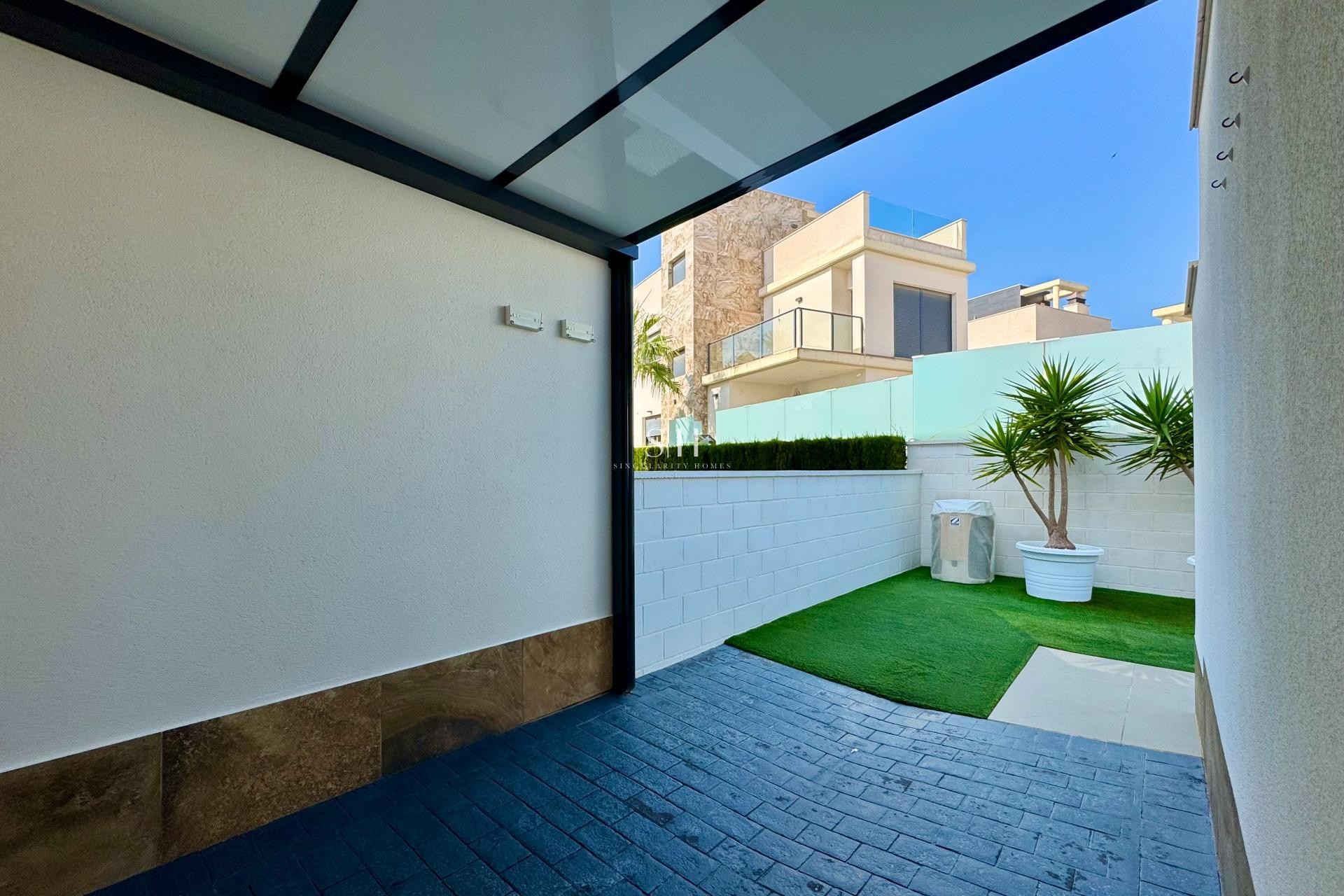 Återförsäljning - Villa - San Miguel de Salinas - Bellavista