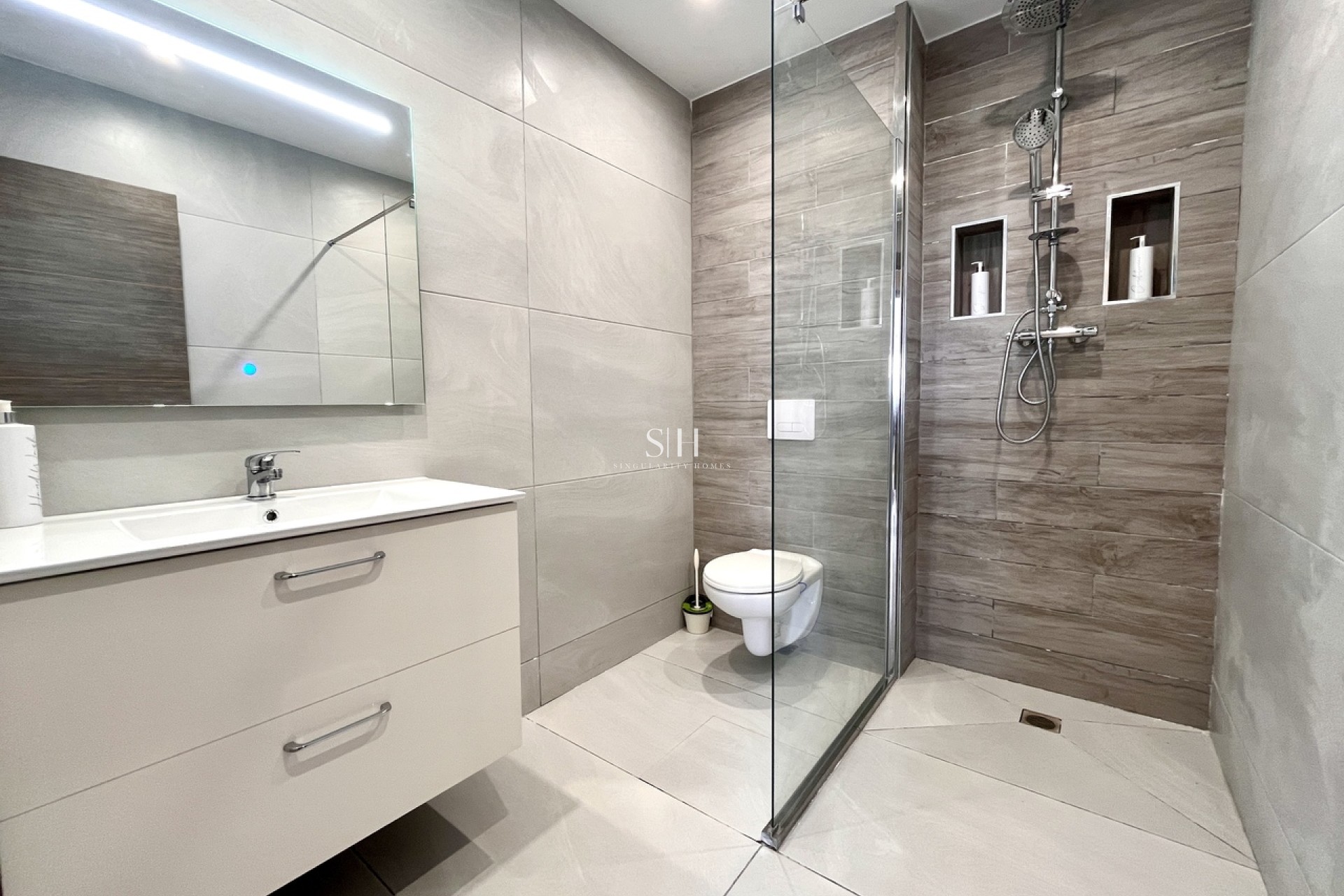 Återförsäljning - Villa - San Miguel de Salinas - Inland