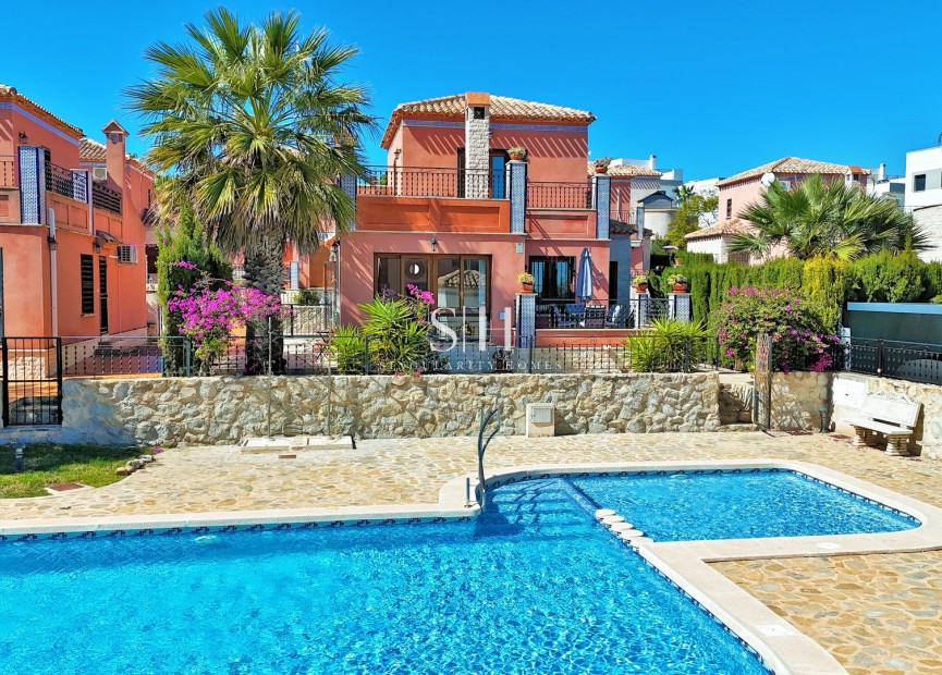 Återförsäljning - Villa - San Miguel de Salinas