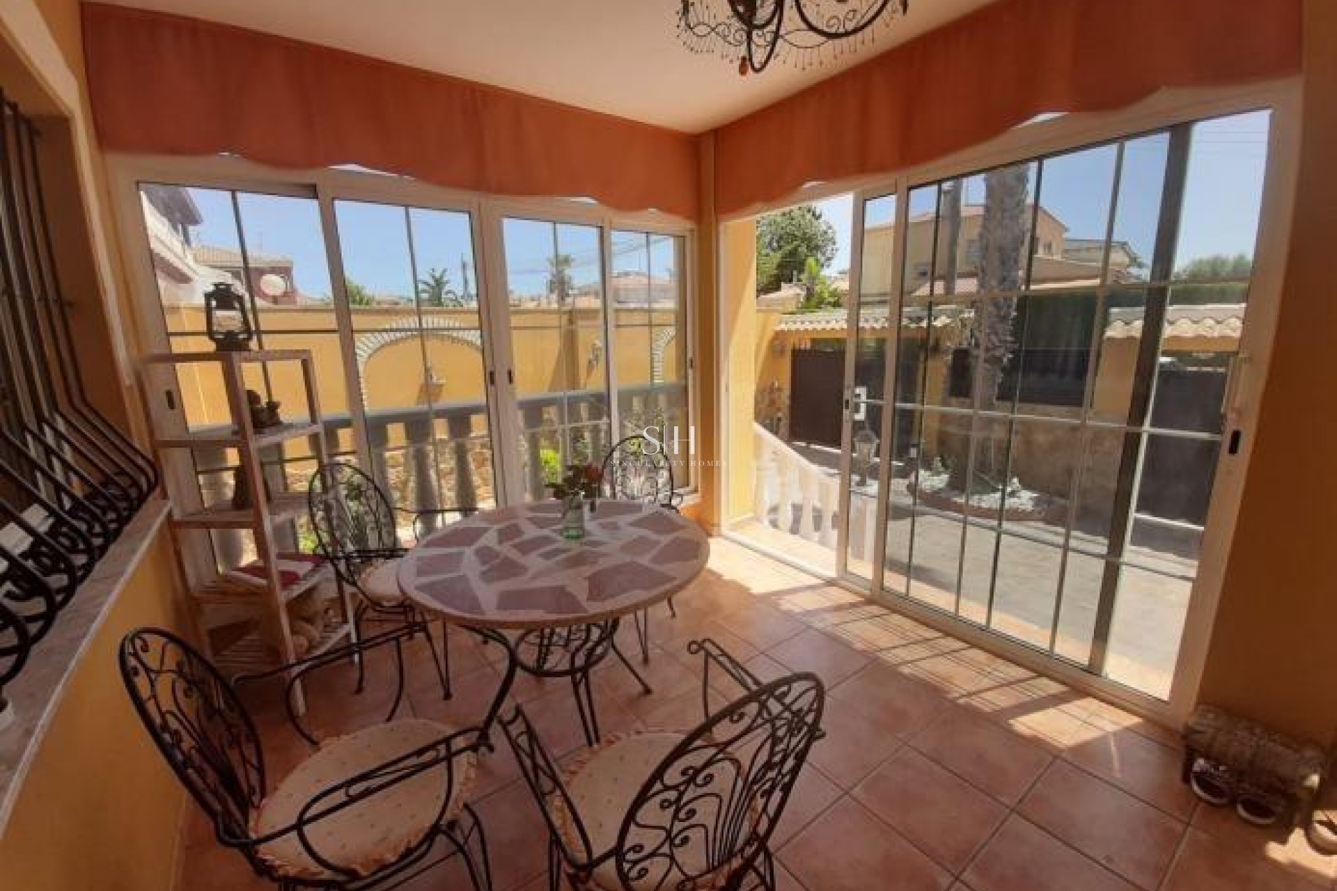 Återförsäljning - Villa - Torrevieja - Aguas nuevas 1