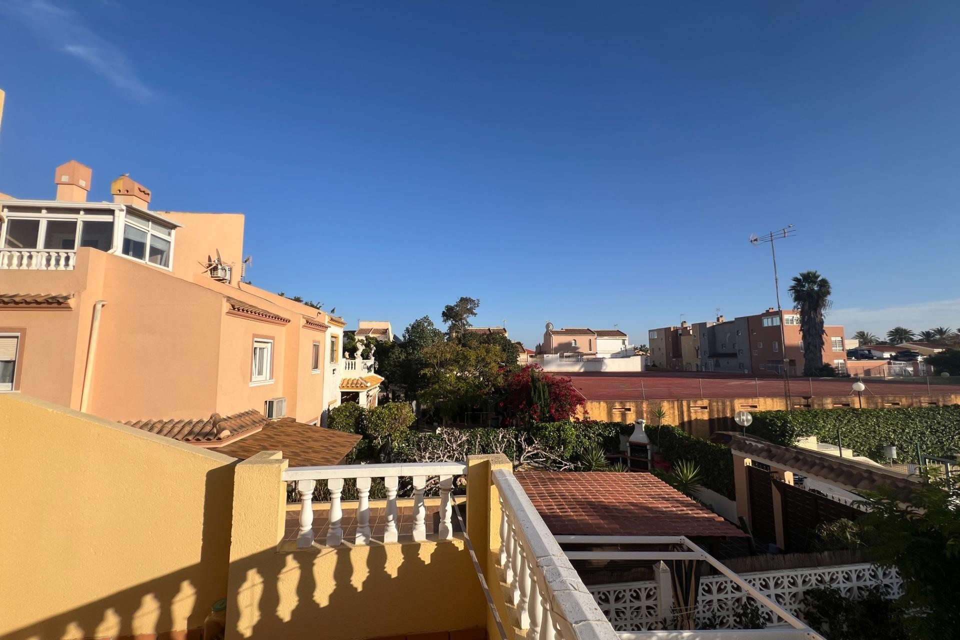 Återförsäljning - Villa - Torrevieja - aguas nuevas