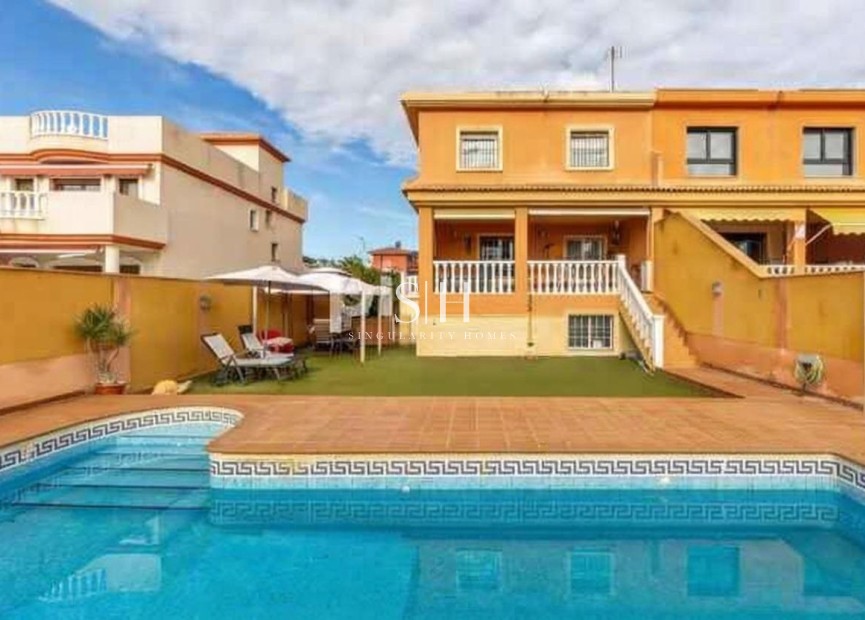 Återförsäljning - Villa - Torrevieja - aguas nuevas