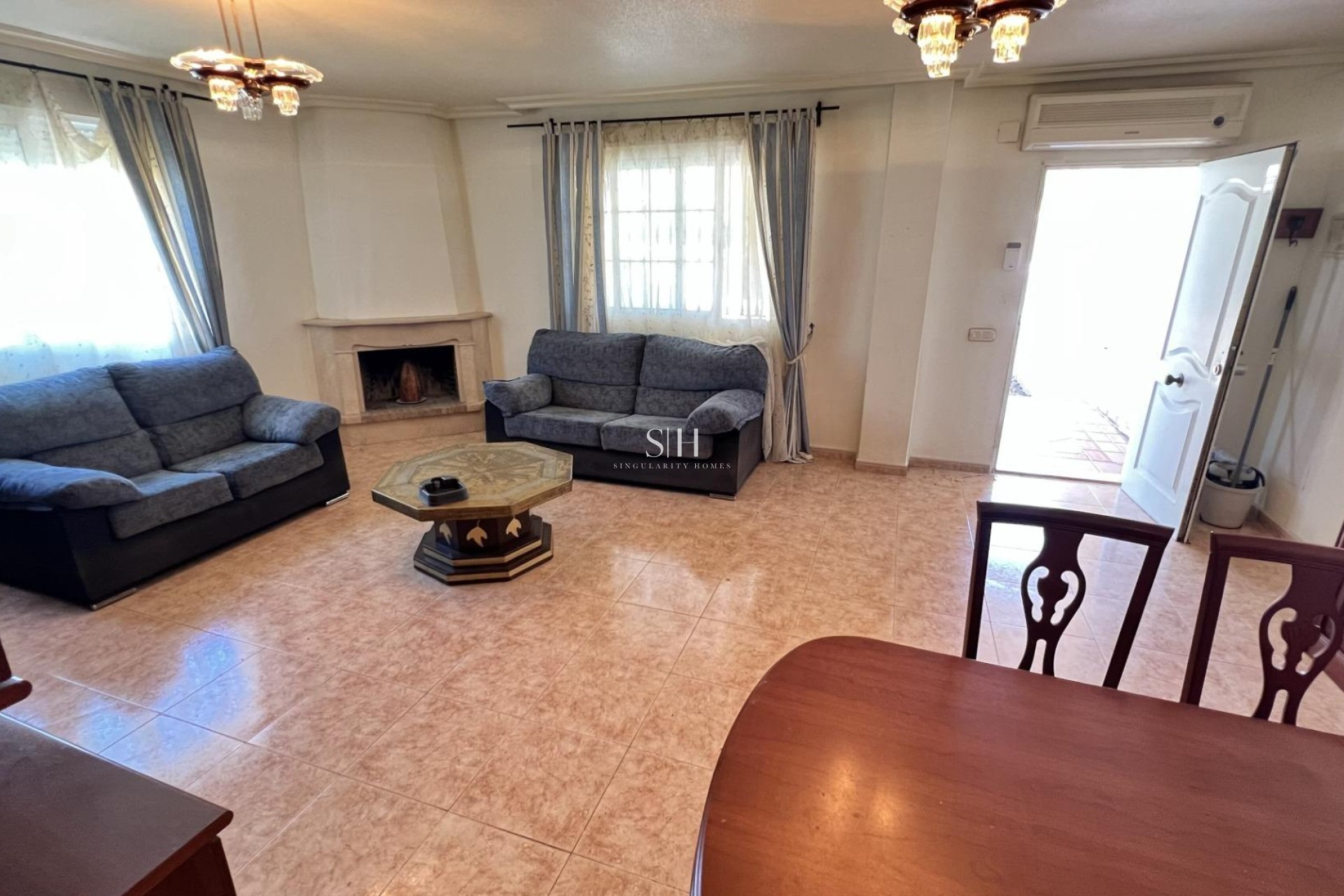 Återförsäljning - Villa - Torrevieja - aguas nuevas
