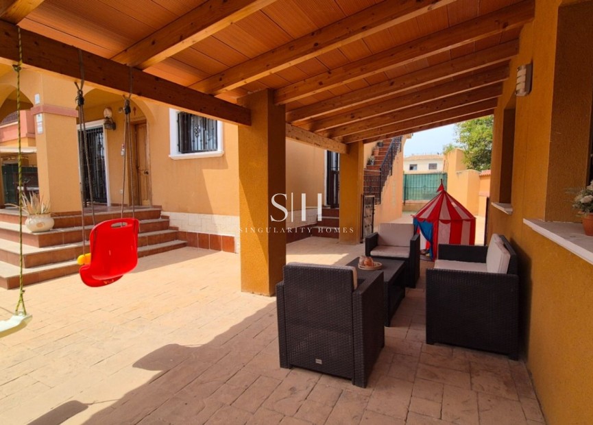 Återförsäljning - Villa - Torrevieja - Aguas Nuevas
