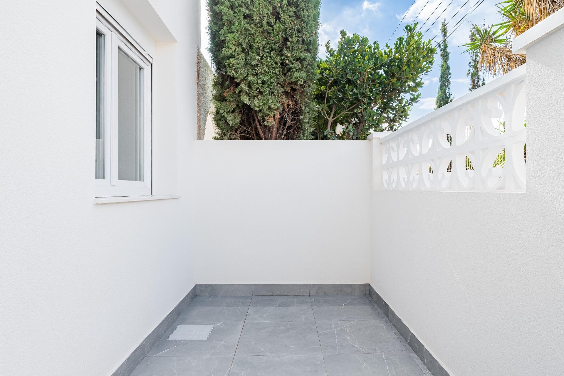 Återförsäljning - Villa - Torrevieja - Calas Blanca