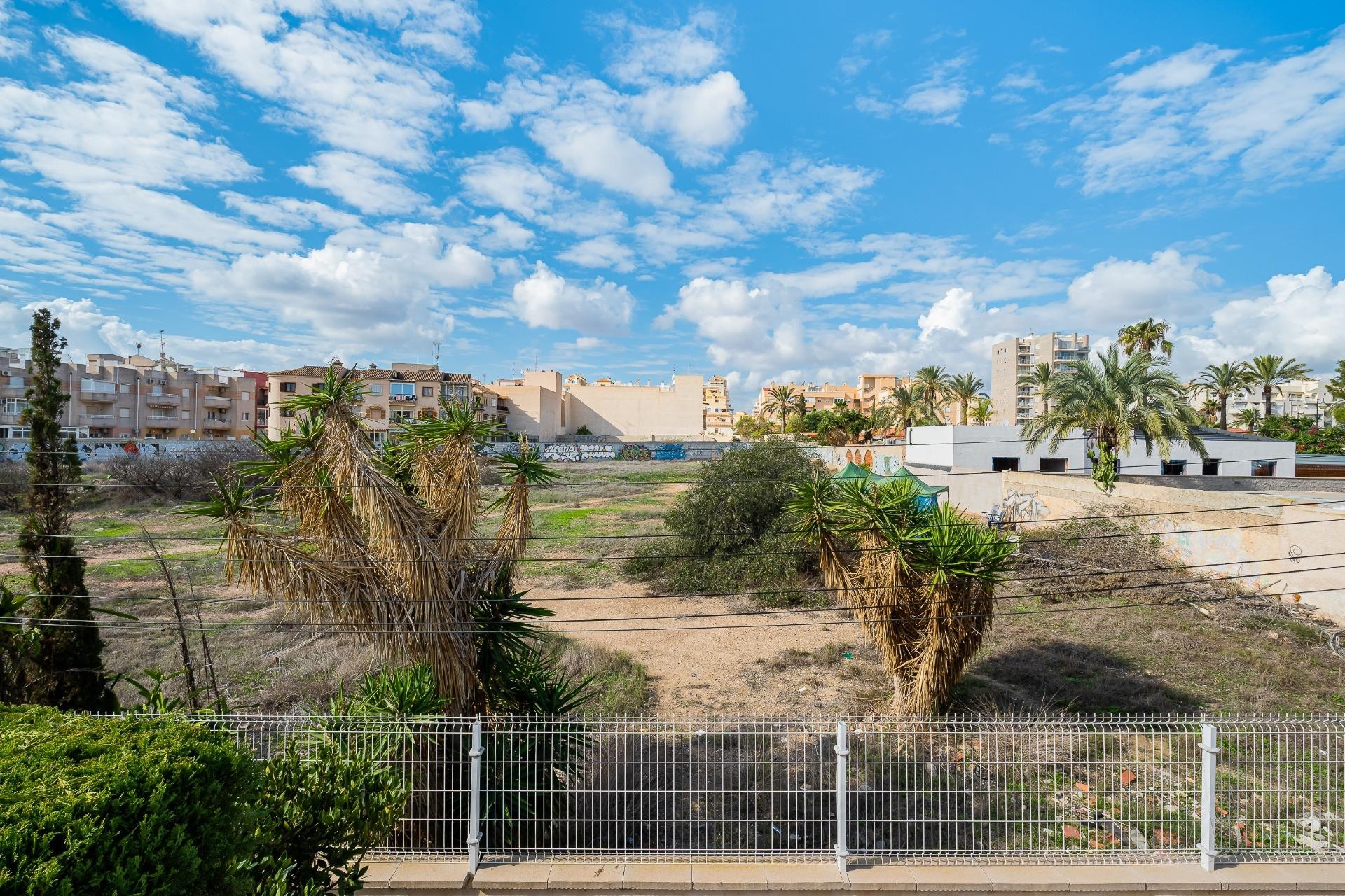 Återförsäljning - Villa - Torrevieja - Calas Blanca