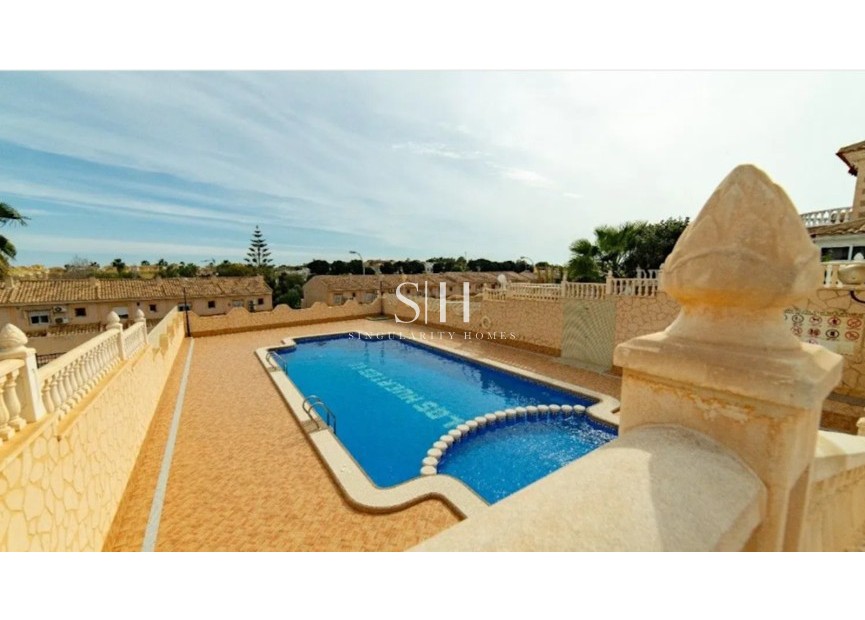 Återförsäljning - Villa - Torrevieja - Costa Blanca