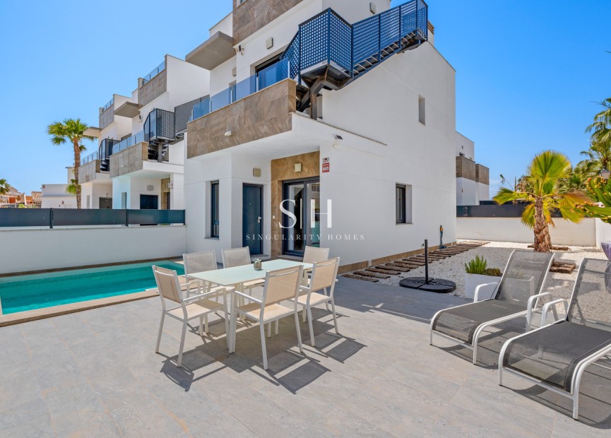 Återförsäljning - Villa - Torrevieja - Costa Blanca