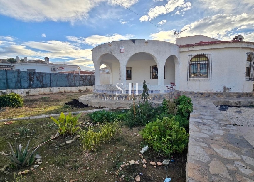 Återförsäljning - Villa - Torrevieja - El Chaparral