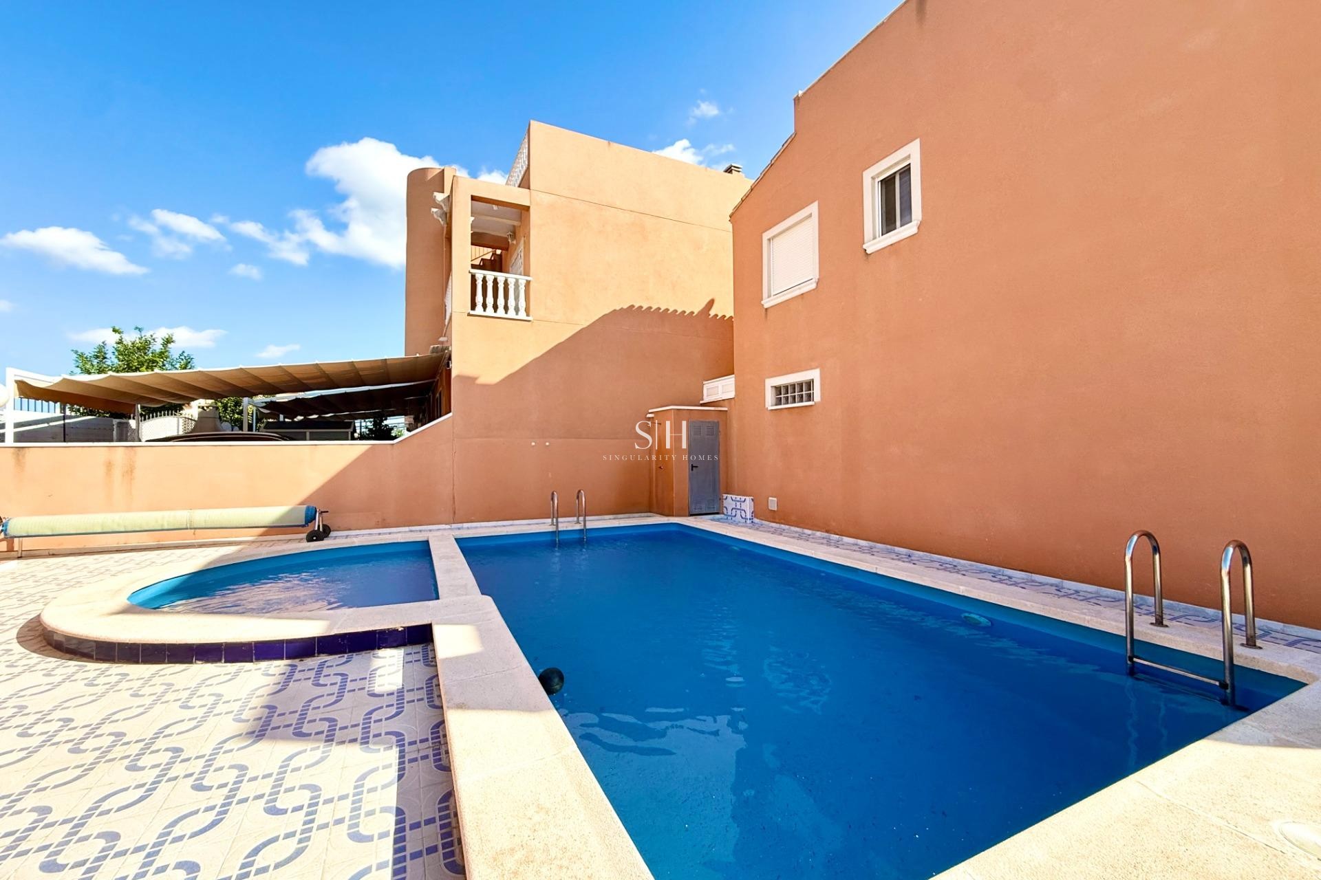 Återförsäljning - Villa - Torrevieja - El Limonar