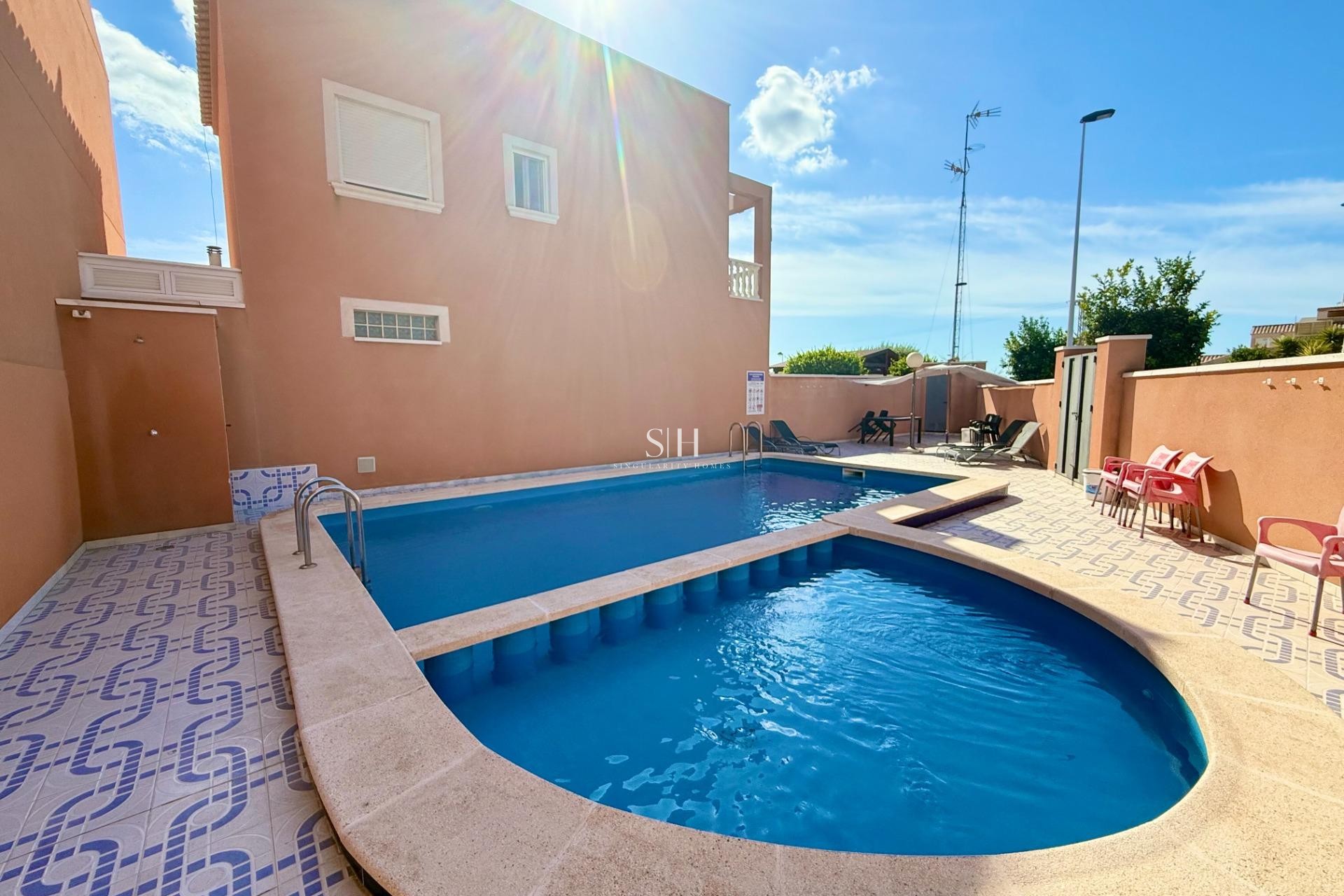 Återförsäljning - Villa - Torrevieja - El Limonar