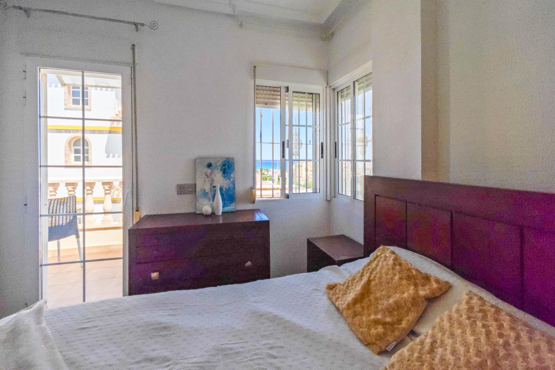 Återförsäljning - Villa - Torrevieja - La Mata