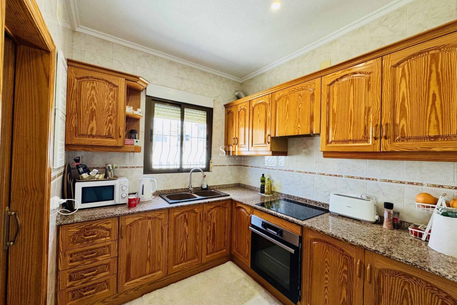 Återförsäljning - Villa - Torrevieja - La Siesta - El Salado - Torreta