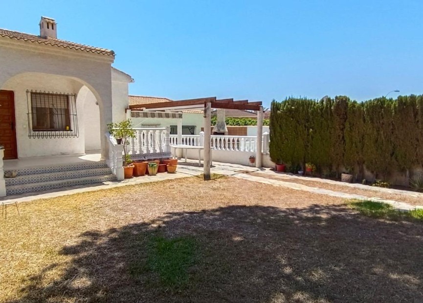 Återförsäljning - Villa - Torrevieja - La siesta