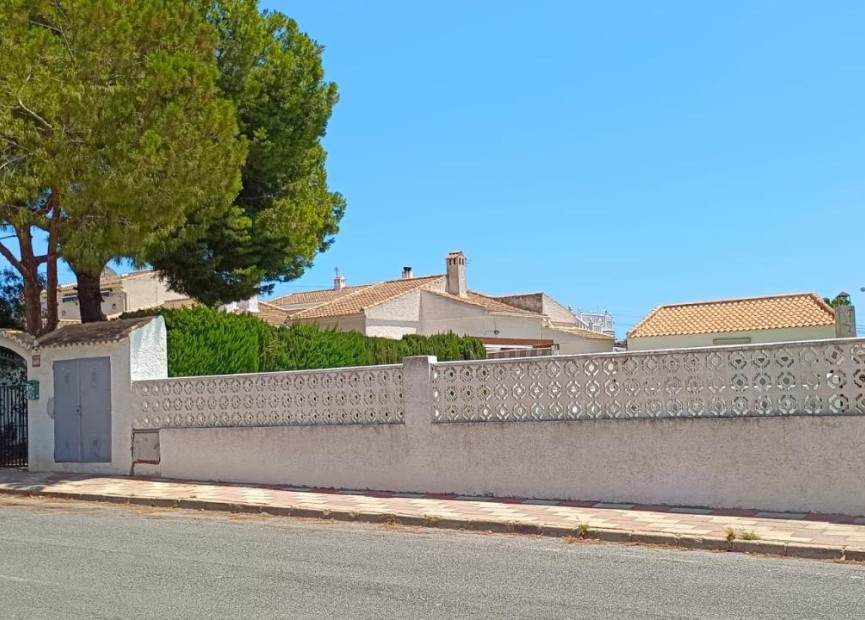 Återförsäljning - Villa - Torrevieja - La siesta