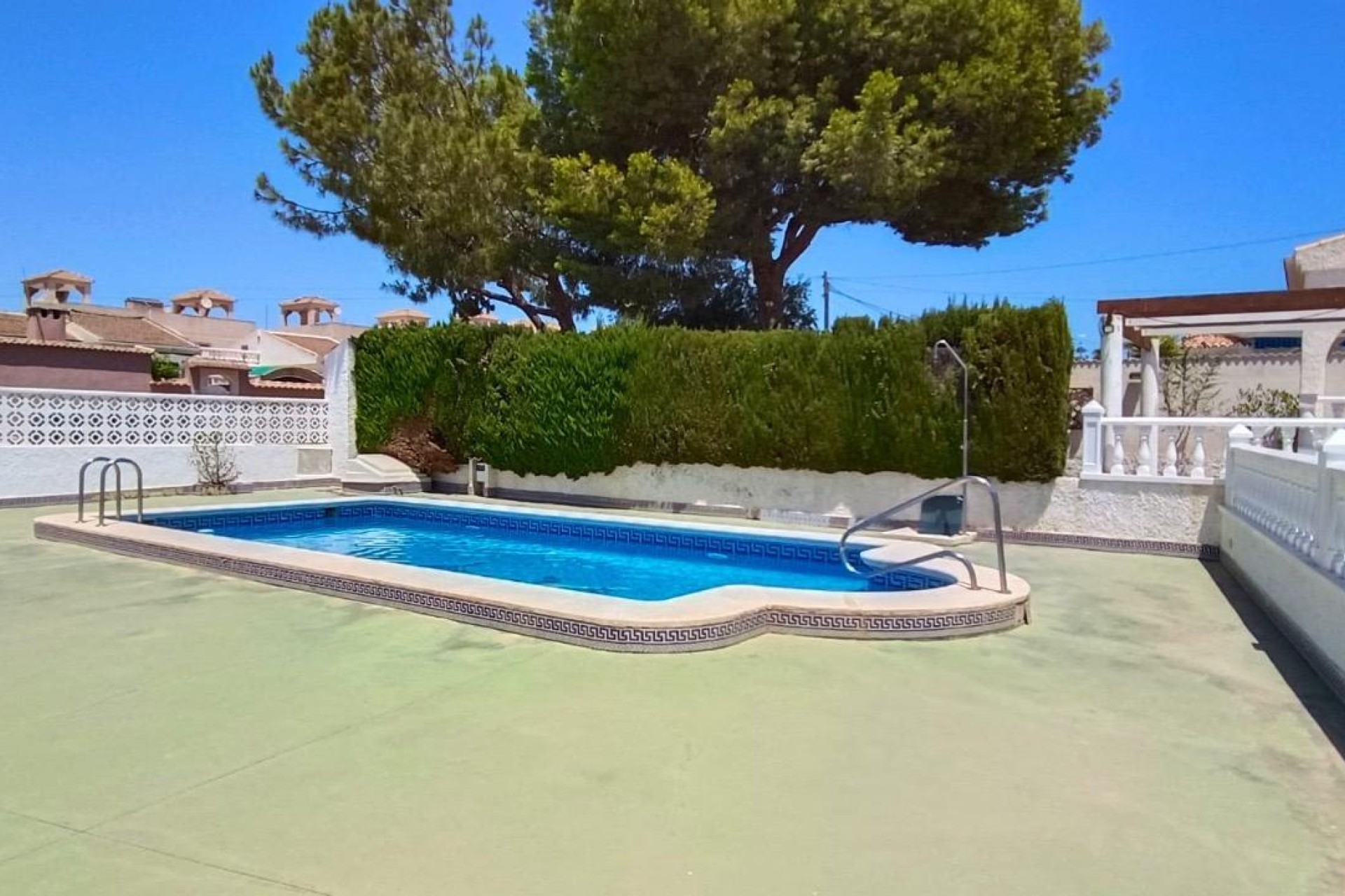 Återförsäljning - Villa - Torrevieja - La siesta