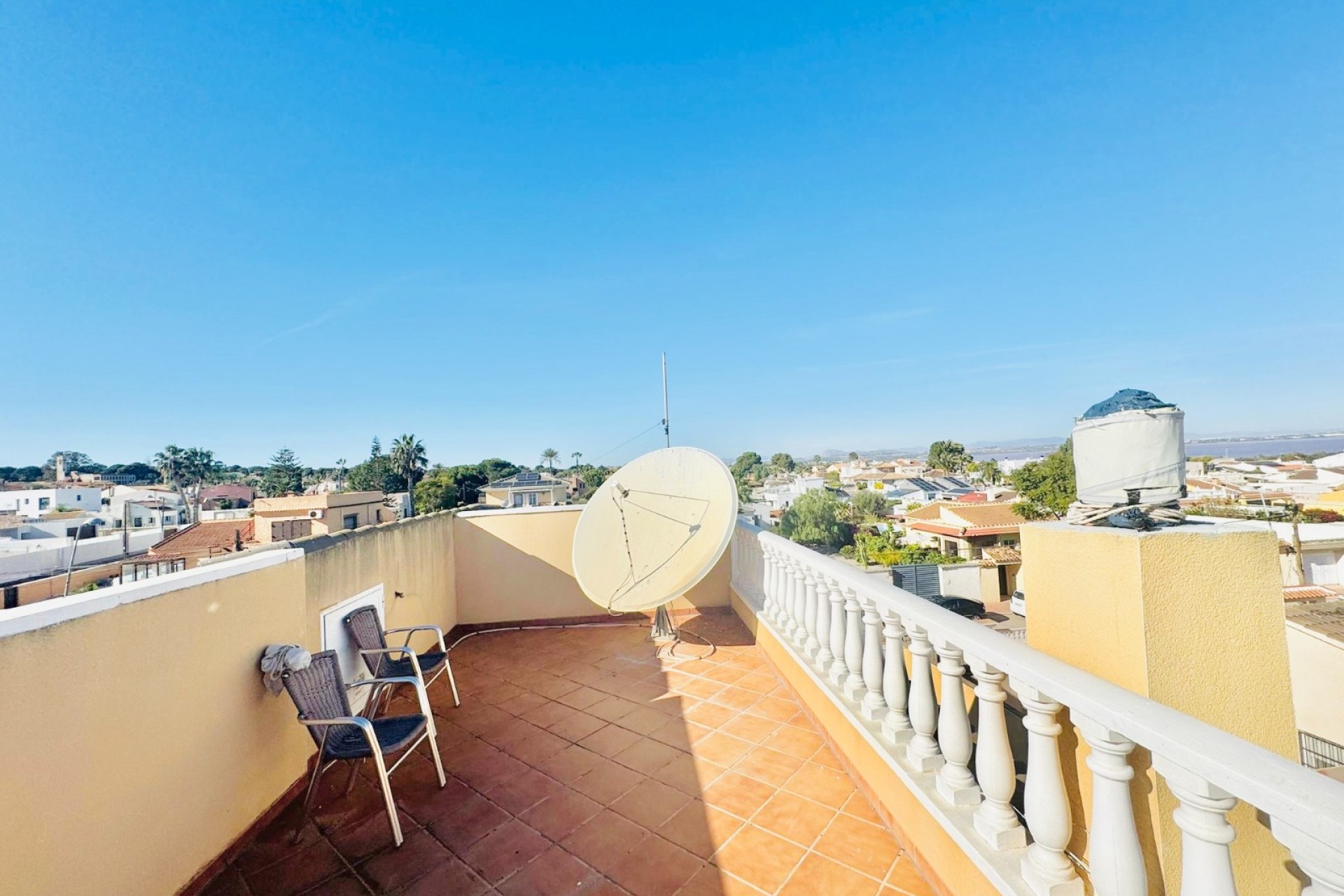 Återförsäljning - Villa - Torrevieja - Los Balcones - Los Altos del Edén