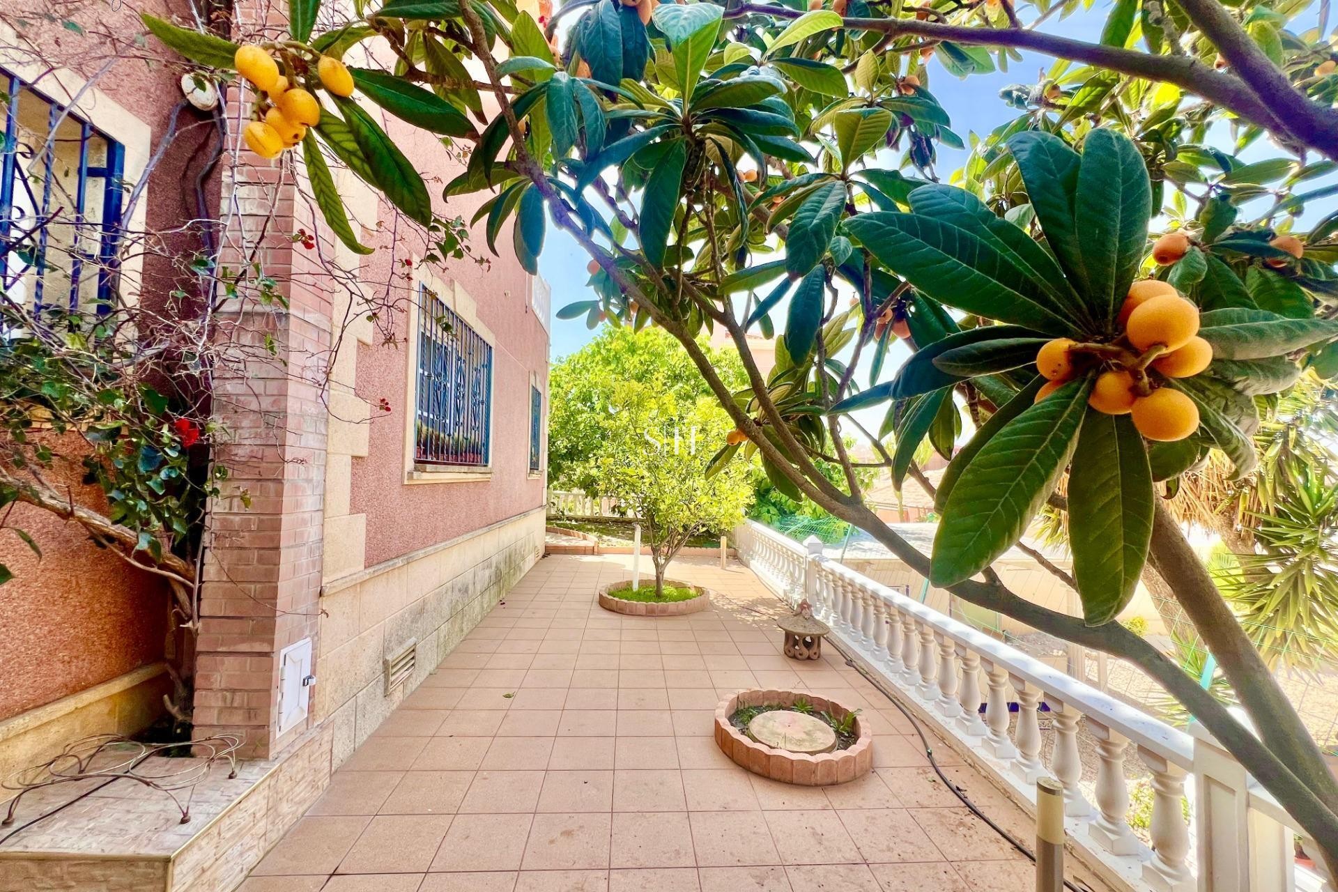 Återförsäljning - Villa - Torrevieja - Los Balcones - Los Altos del Edén