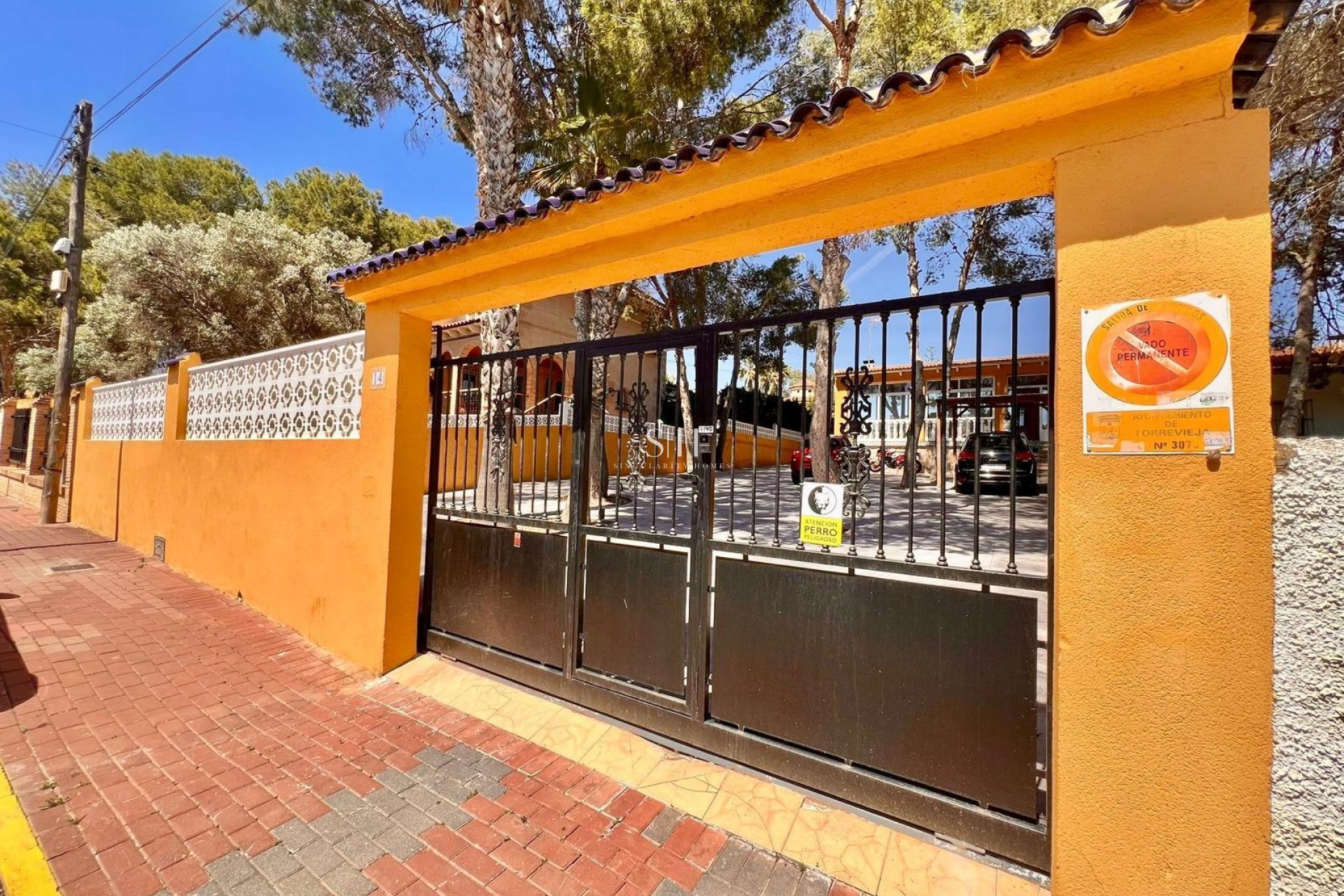 Återförsäljning - Villa - Torrevieja - Los balcones