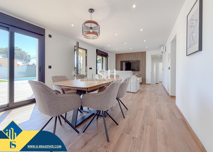 Återförsäljning - Villa - Torrevieja - Los Balcones