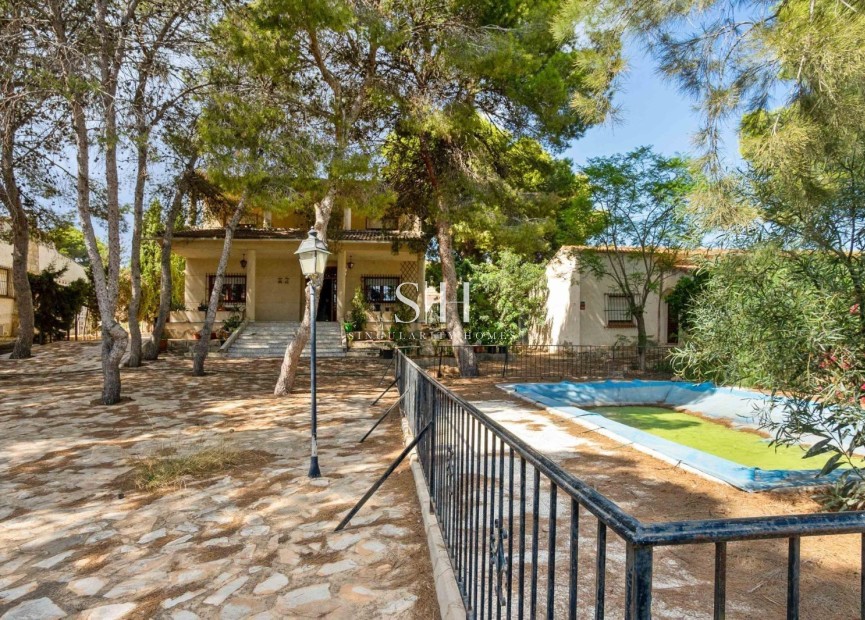 Återförsäljning - Villa - Torrevieja - Los balcones