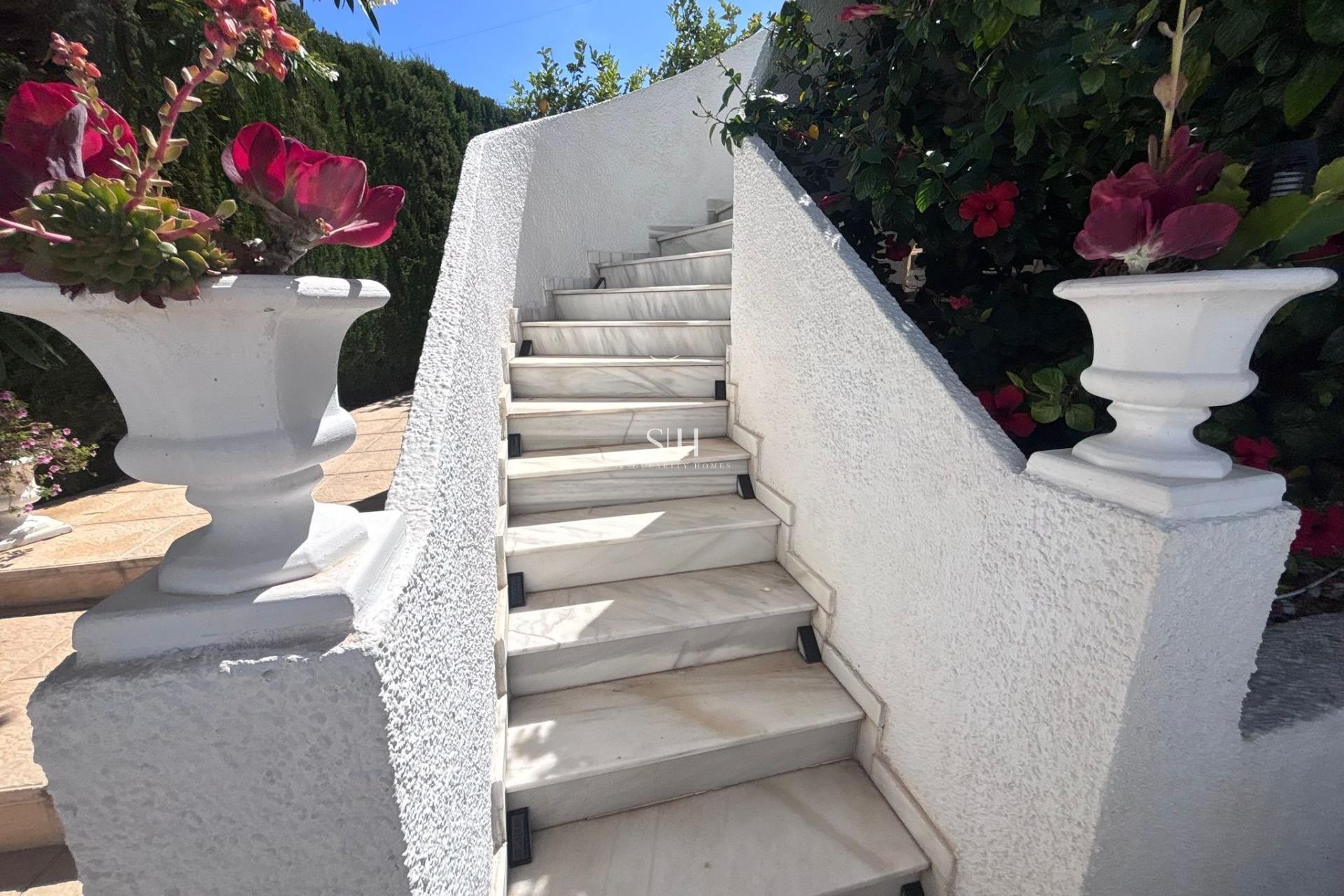 Återförsäljning - Villa - Torrevieja - Los balcones
