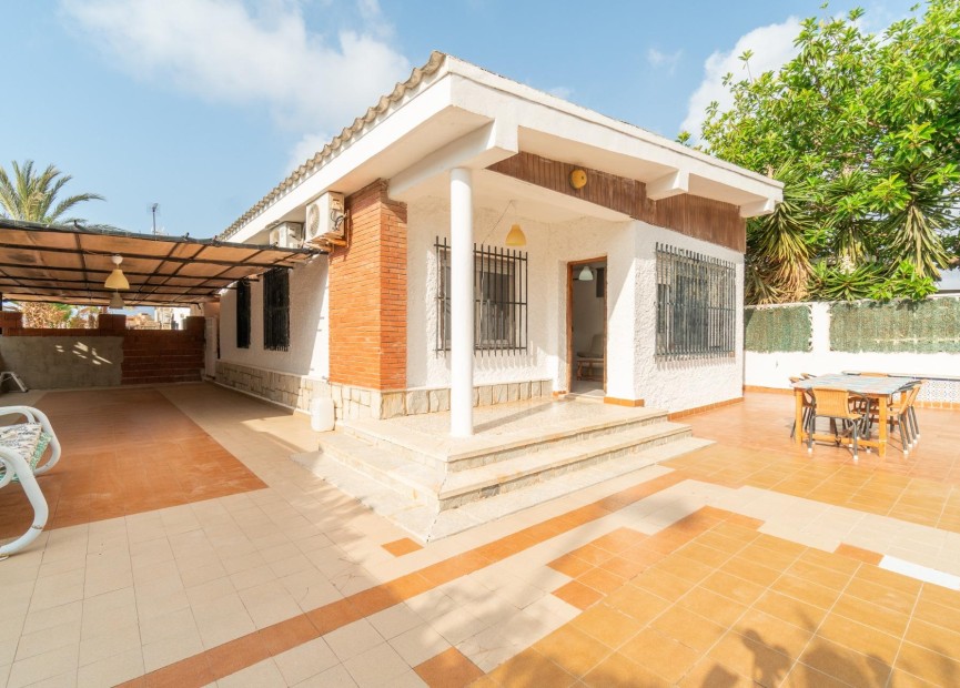 Återförsäljning - Villa - Torrevieja - Los Frutales