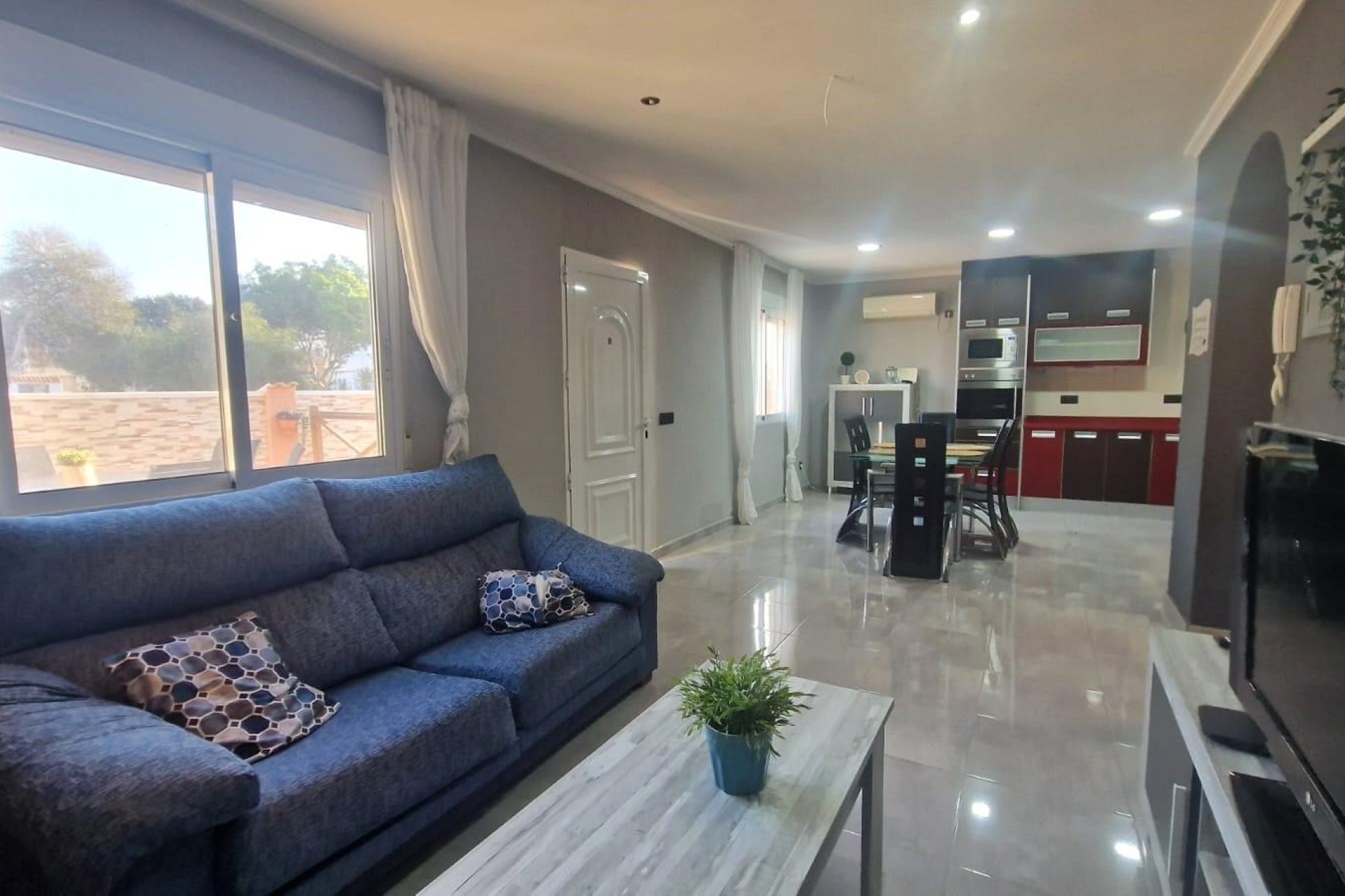 Återförsäljning - Villa - Torrevieja - San Luis