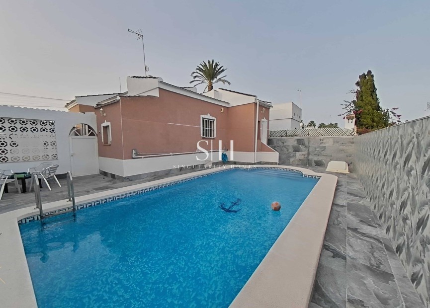 Återförsäljning - Villa - Torrevieja - San Luis