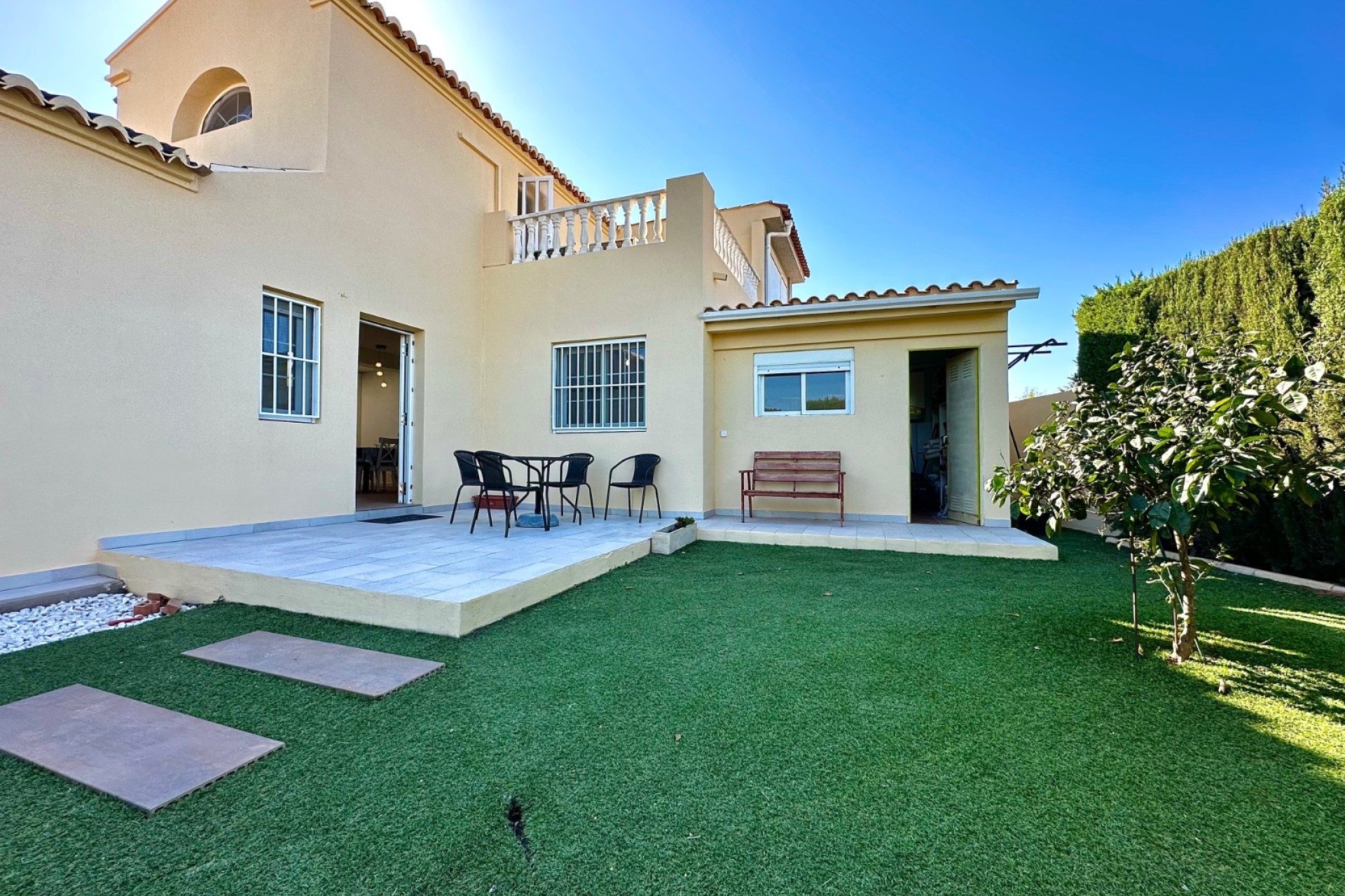 Återförsäljning - Villa - Torrevieja - Torreta Florida