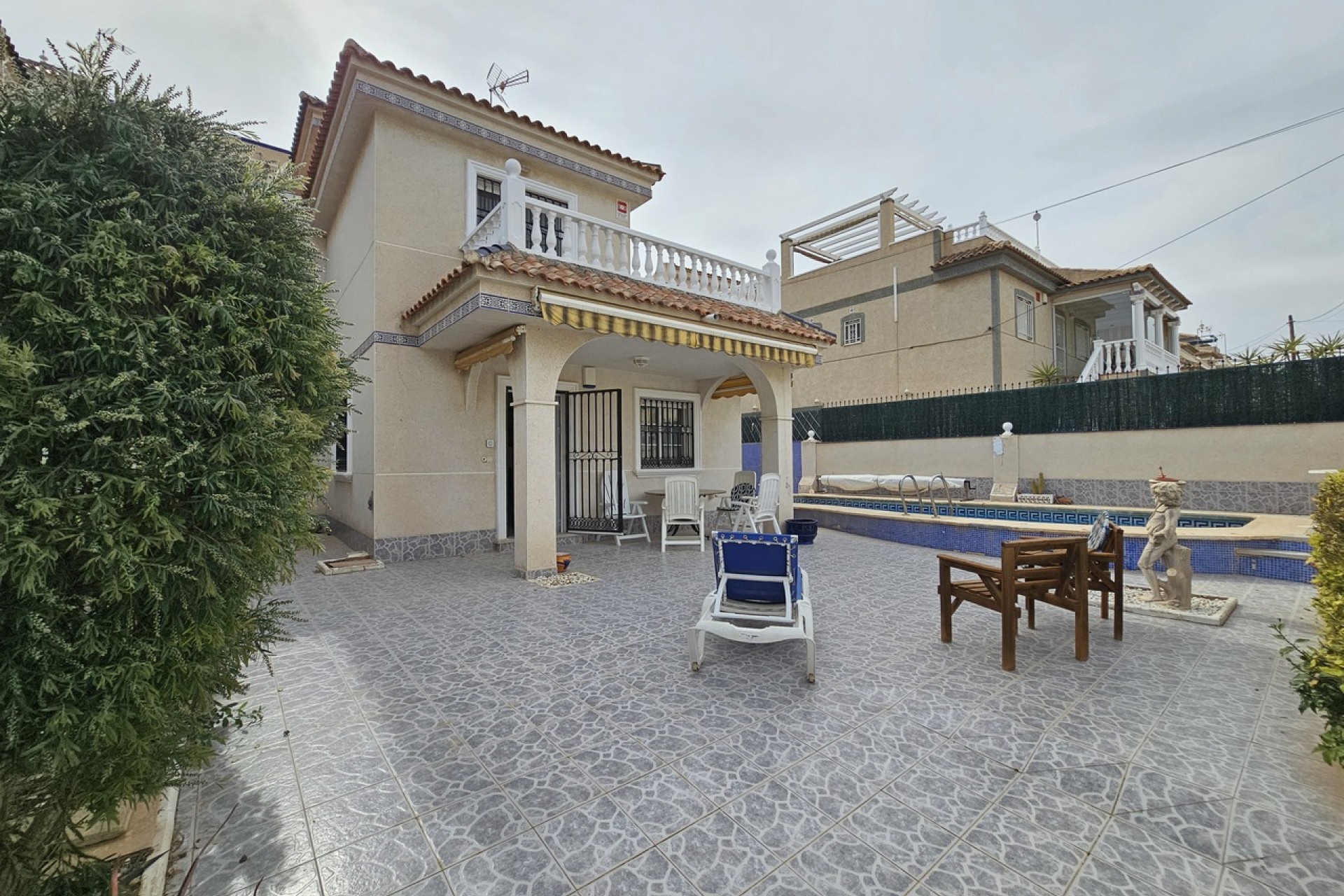 Återförsäljning - Villa - Villamartin - Costa Blanca