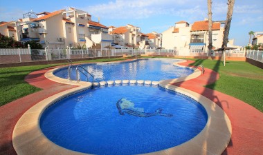 Bungalow - Återförsäljning - Orihuela Costa - Costa Blanca