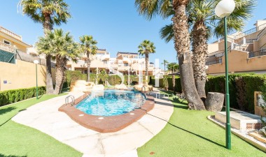 Bungalow - Återförsäljning - Orihuela Costa - Los Almendros-La Florida