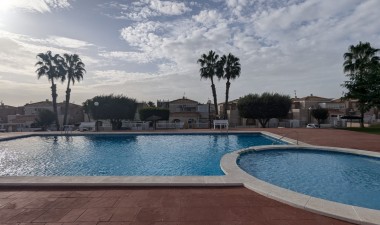 Bungalow - Återförsäljning - Torrevieja - Costa Blanca