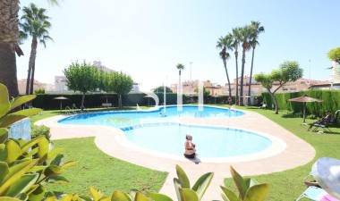 Bungalow - Herverkoop - Orihuela Costa - Costa Blanca