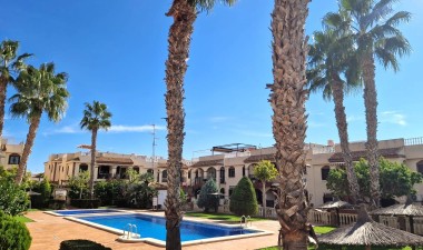 Bungalow - Herverkoop - Torrevieja - Aguas nuevas 1